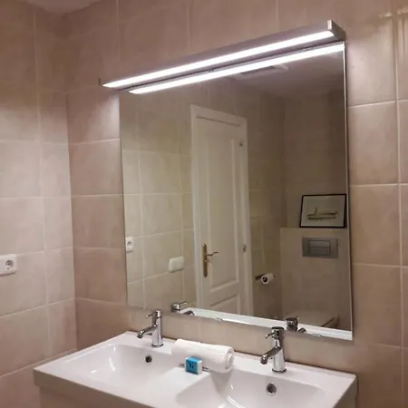 Sun And Ocean, Free Wifi